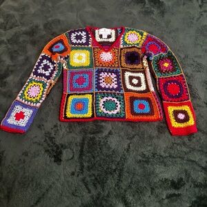 Vintage Express Tricot Small Granny Square patch Crochet Sweater - excellent